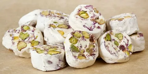 تصویر 3 از گز آردی پسته ای طعم اصیل ایرانی